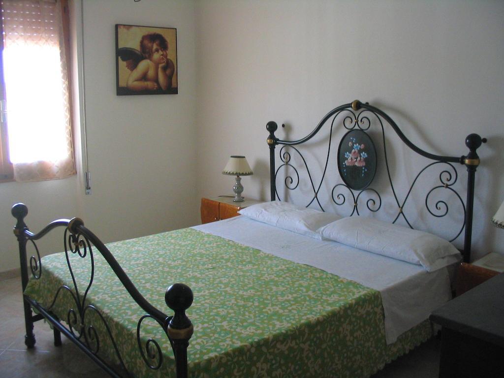 Marycarmen Apartamento Alghero Quarto foto